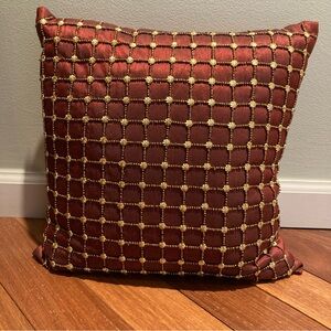 Pier 1 One Like New Burgundy Red and Gold Accent Pillow